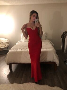 House of CB Strapless Red Sweetheart Gown